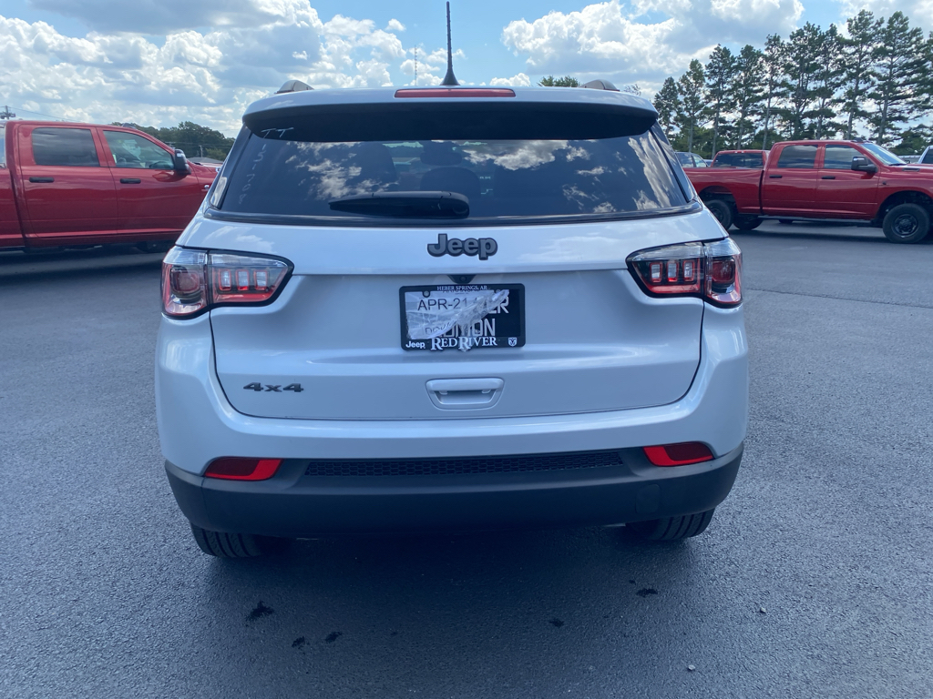 2026 Jeep Compass Latitude Altitude photo 6
