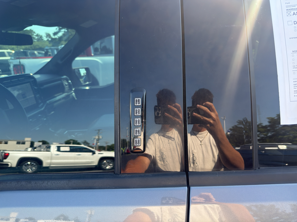 2022 Ford F-150 representative vehicle photo