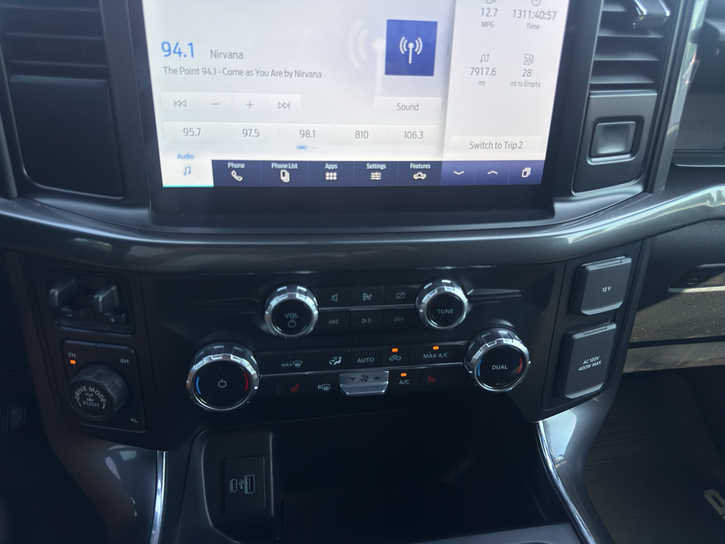 2022 Ford F-150 representative vehicle photo