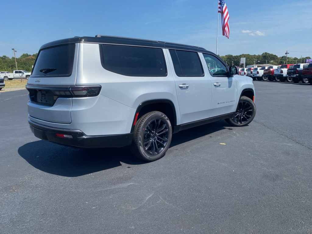 2026 Jeep Grand Wagoneer L Summit Obsidian photo 5