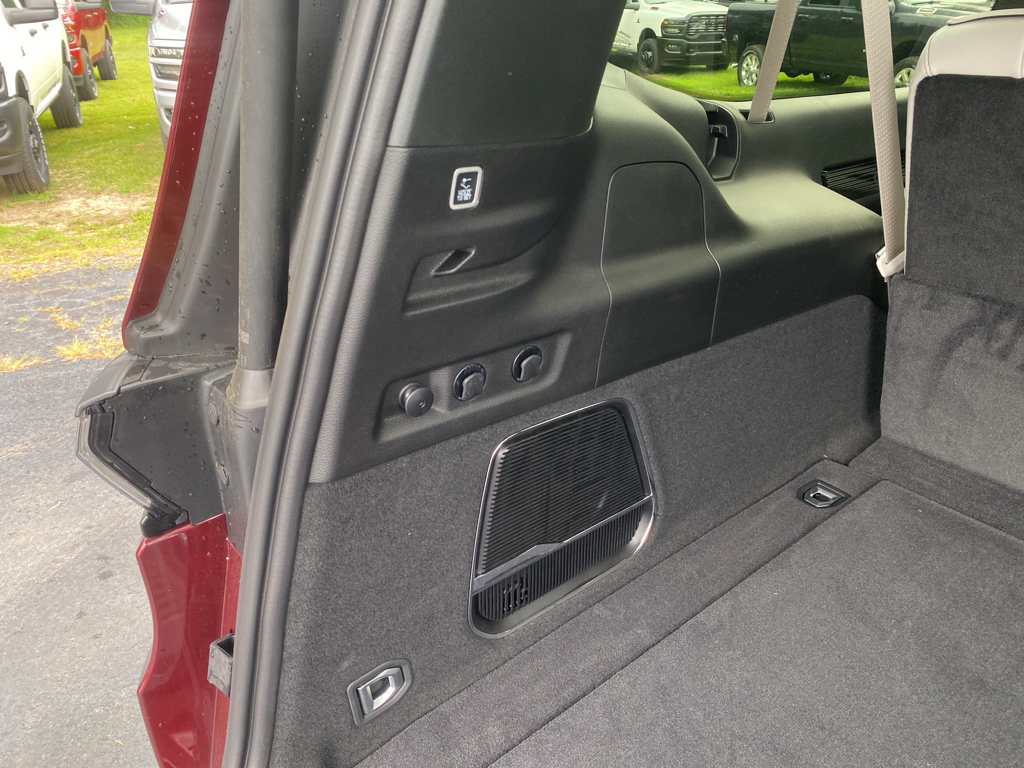 2026 Jeep Grand Wagoneer L representative vehicle photo