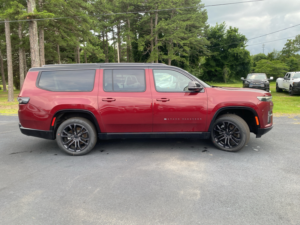 2026 Jeep Grand Wagoneer L Summit Obsidian photo 4