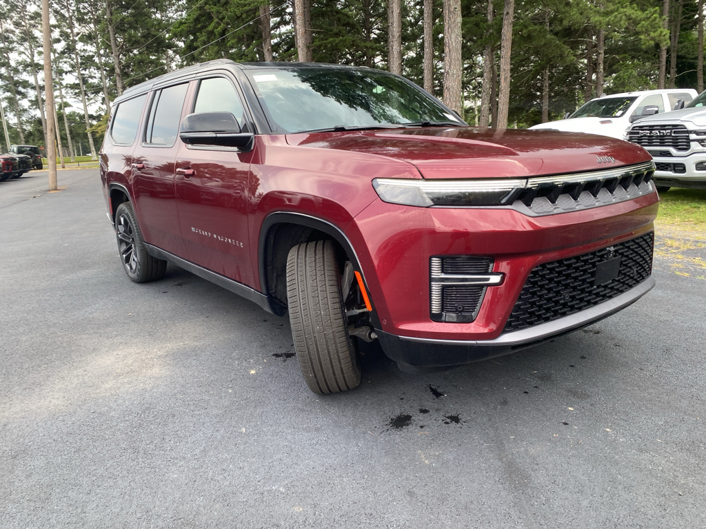 2026 Jeep Grand Wagoneer L Summit Obsidian photo 3