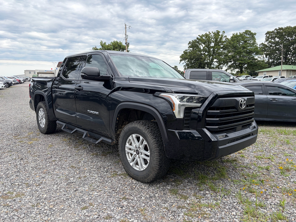 2024 Toyota Tundra SR5 photo 3