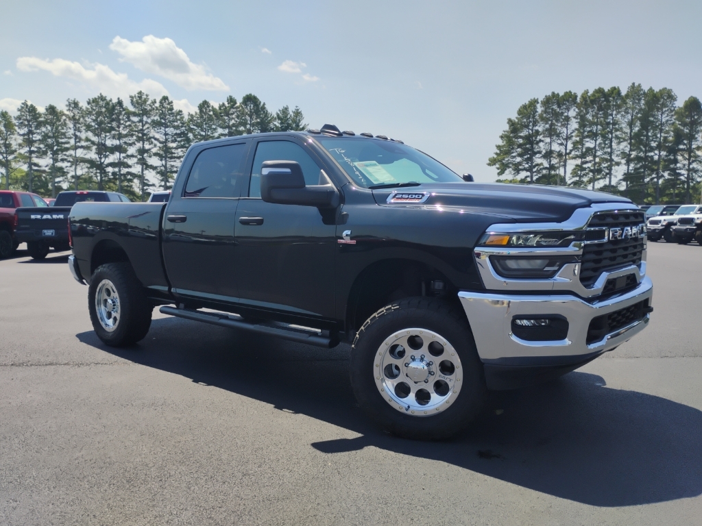 2026 Ram 2500 Tradesman photo 3