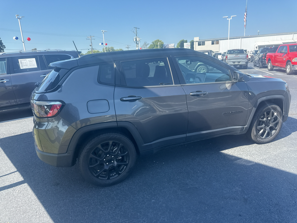 2022 Jeep Compass Altitude photo 4