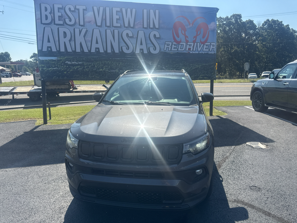 2022 Jeep Compass Altitude photo 2