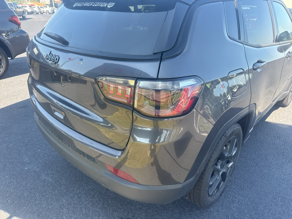 2022 Jeep Compass Altitude photo 5