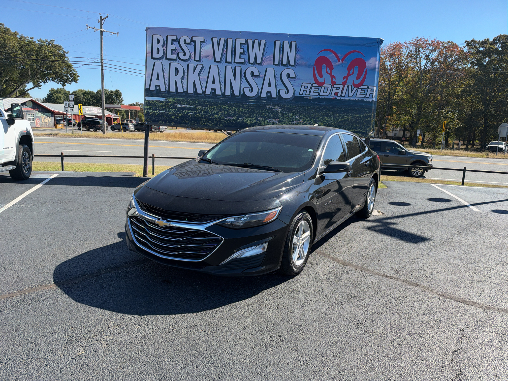 2019 Chevrolet Malibu LS photo 1