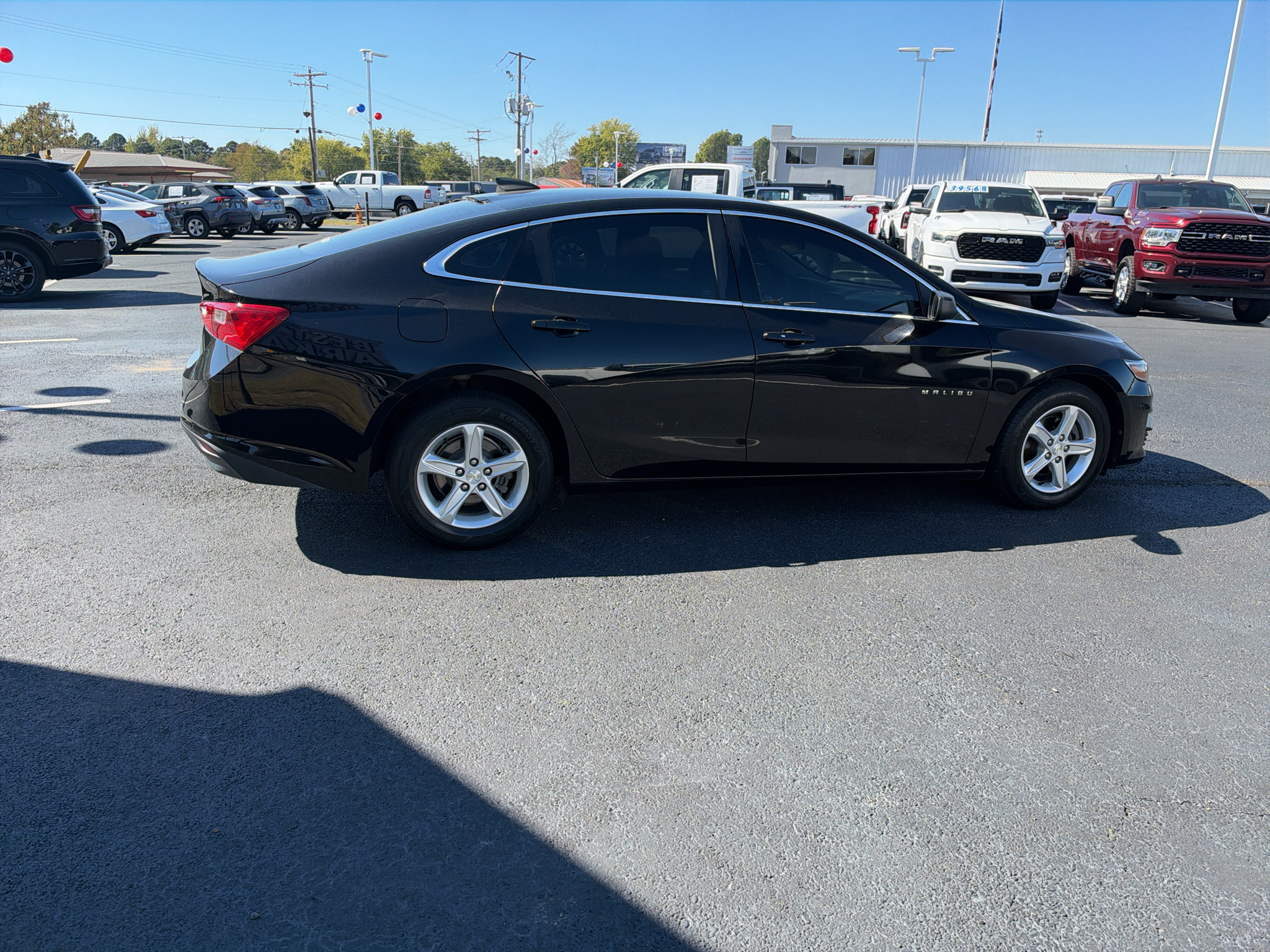 2019 Chevrolet Malibu LS photo 4