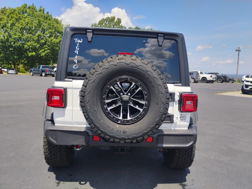 2026 Jeep Wrangler Willys photo 6