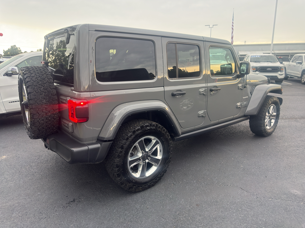 2022 Jeep Wrangler Unlimited Sahara photo 4
