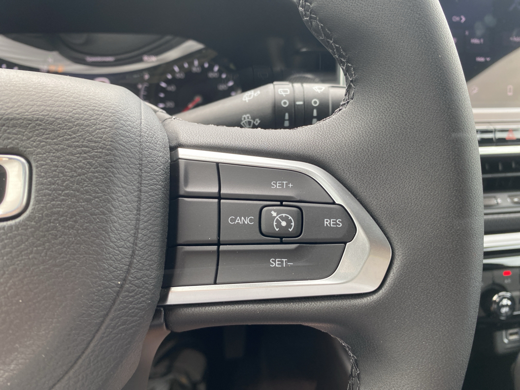 2026 Jeep Compass representative vehicle photo