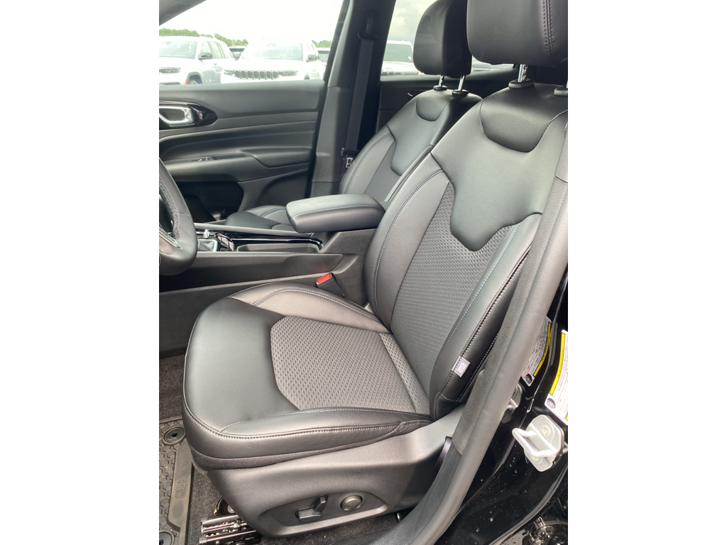 2026 Jeep Compass representative vehicle photo