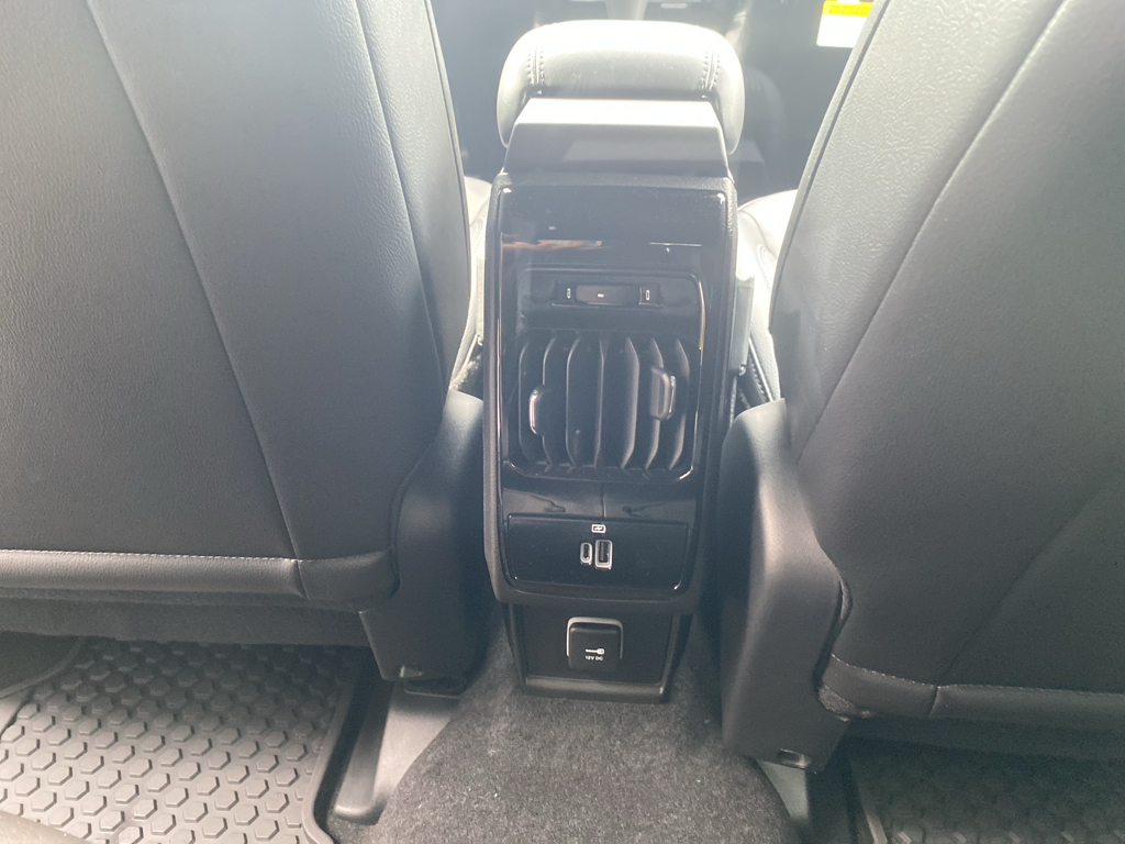 2026 Jeep Compass representative vehicle photo