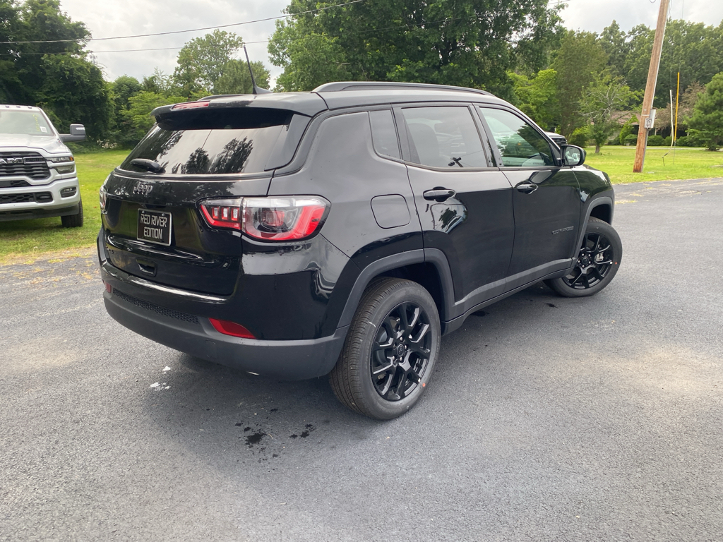 2026 Jeep Compass Latitude Altitude photo 5