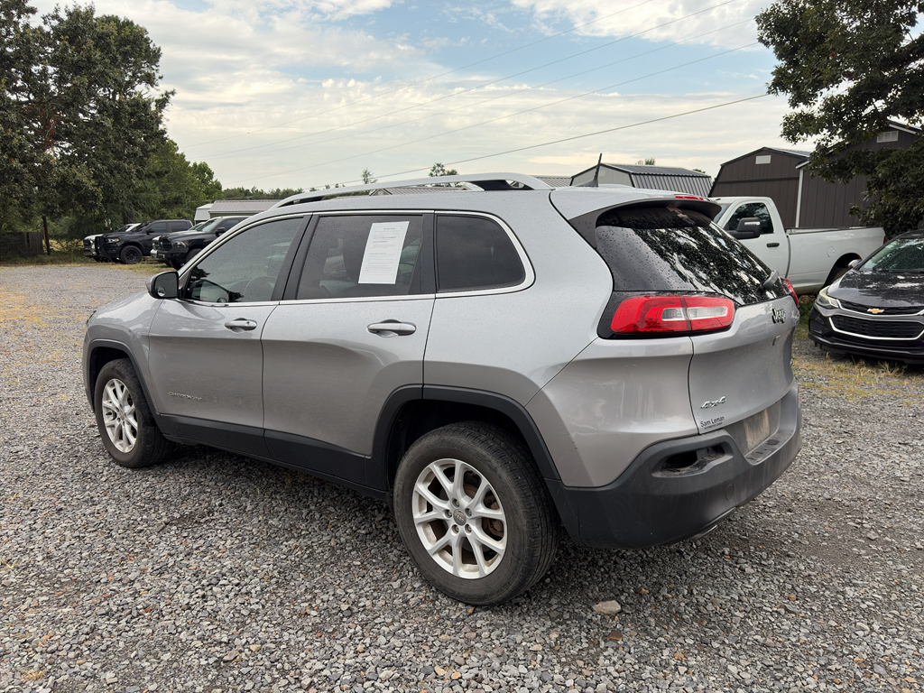 2017 Jeep Cherokee Latitude photo 4