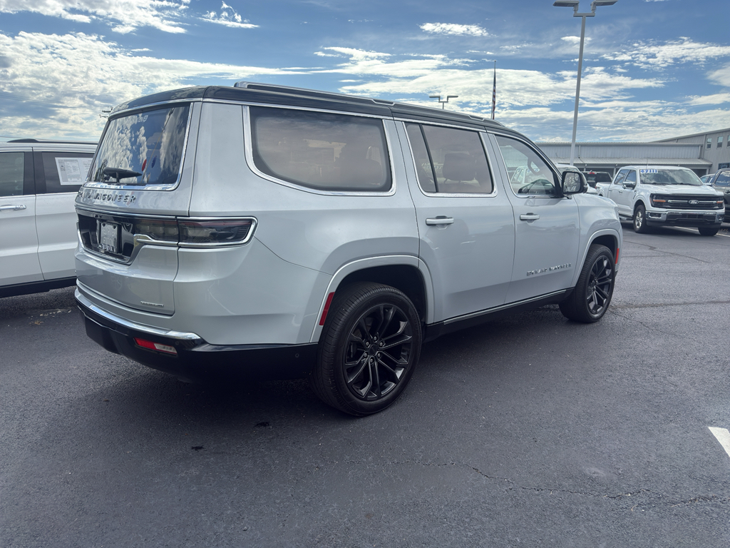2023 Jeep Grand Wagoneer Series II photo 4