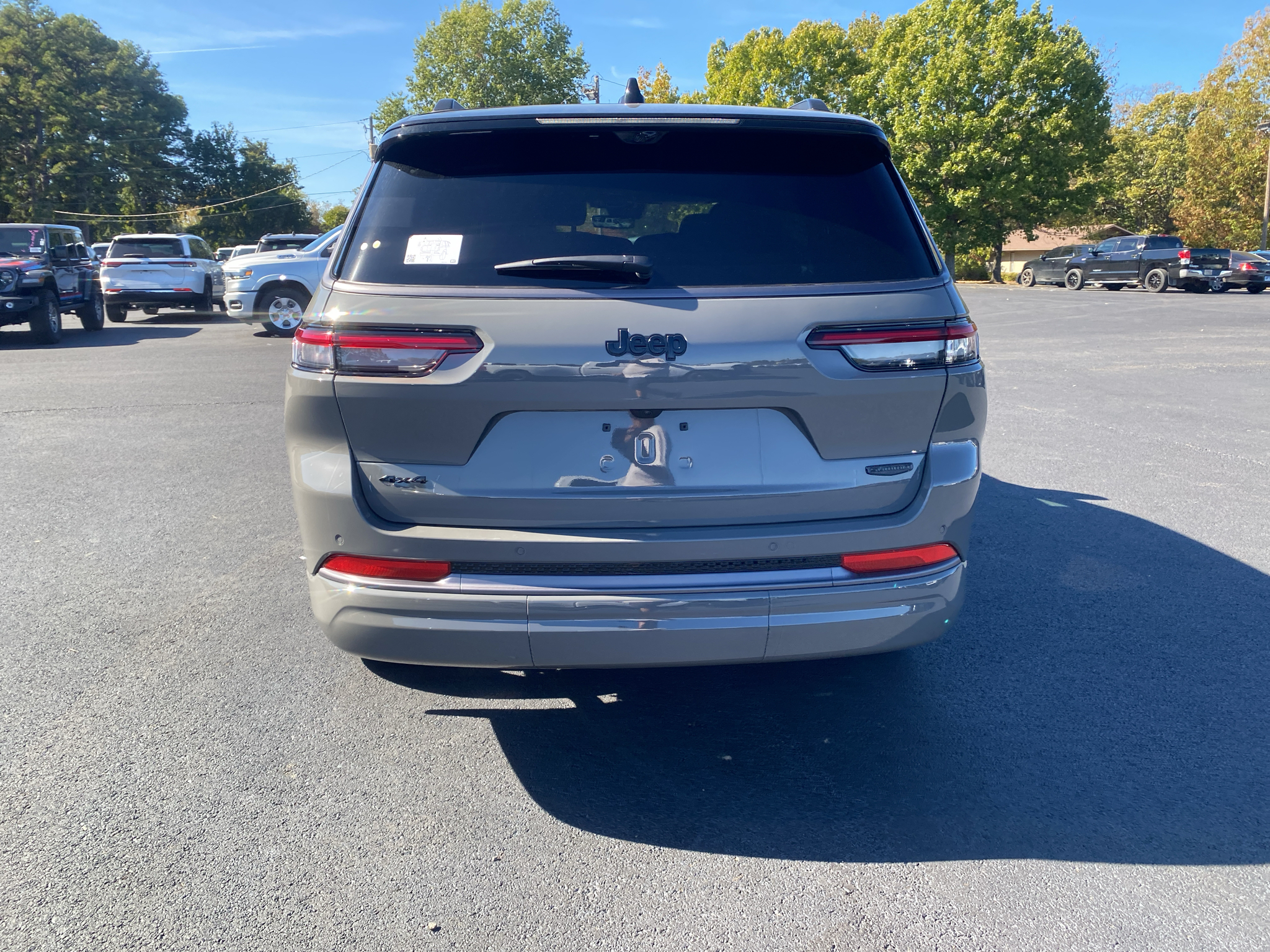 2027 Jeep Grand Cherokee L Summit photo 6