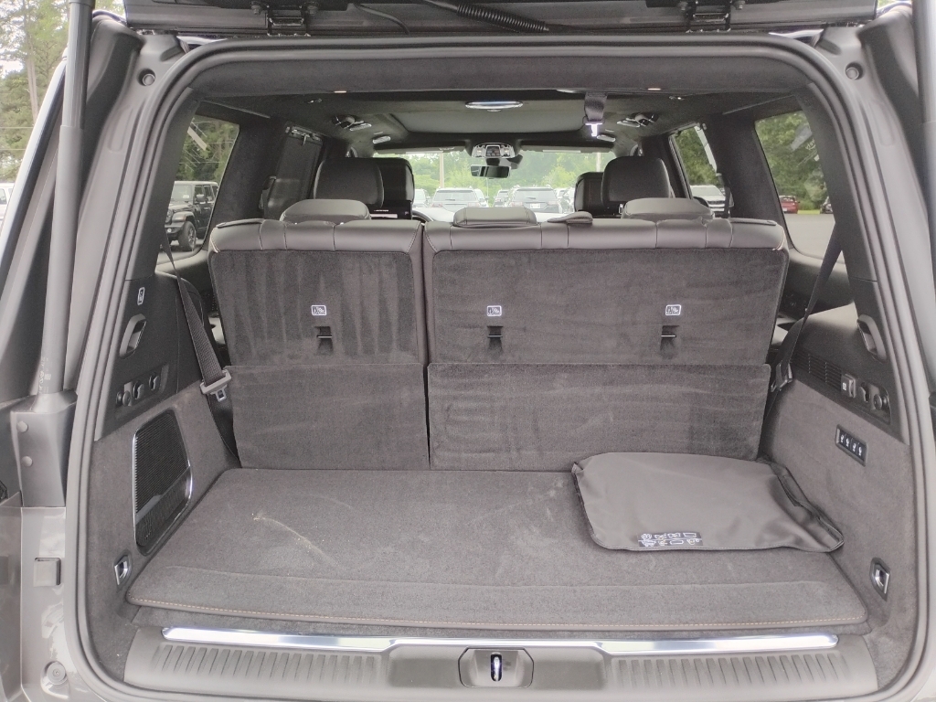 2026 Jeep Grand Wagoneer representative vehicle photo