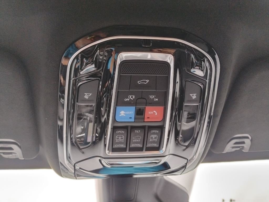 2026 Jeep Grand Wagoneer representative vehicle photo