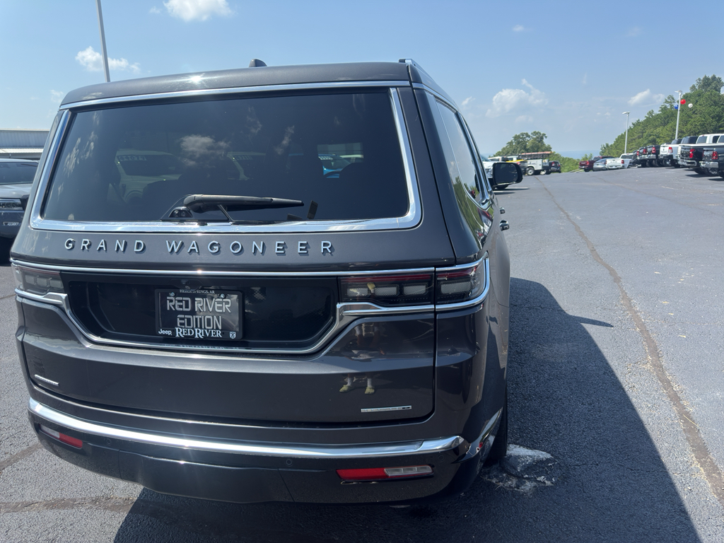 2022 Jeep Grand Wagoneer Series II photo 5