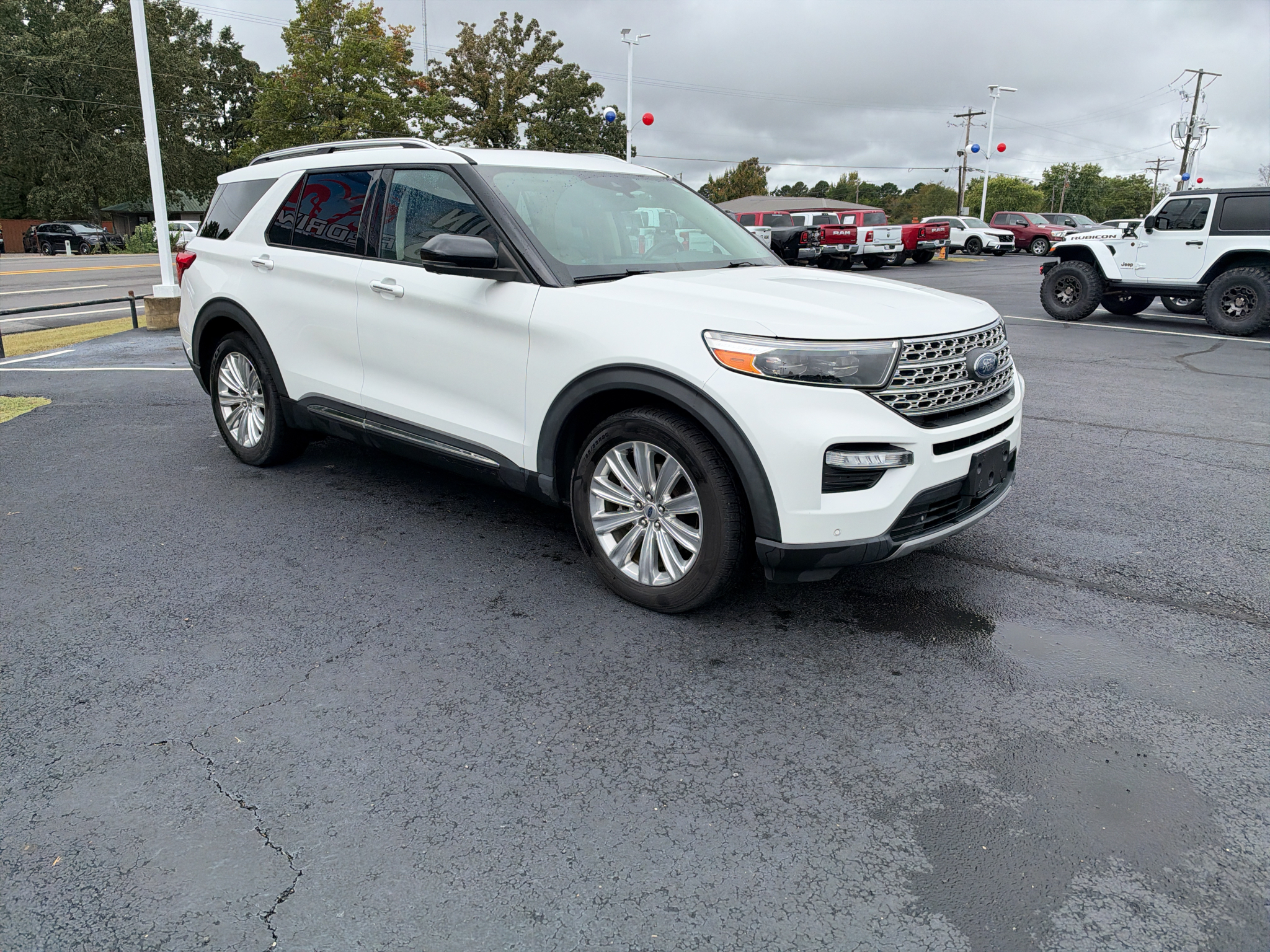 2020 Ford Explorer Limited photo 3