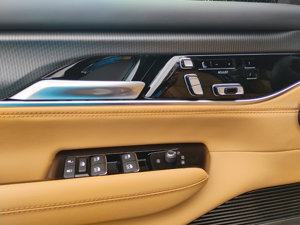 2026 Jeep Grand Wagoneer L representative vehicle photo