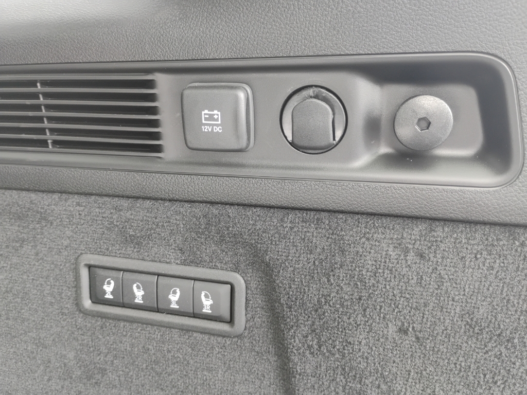 2026 Jeep Grand Wagoneer L representative vehicle photo