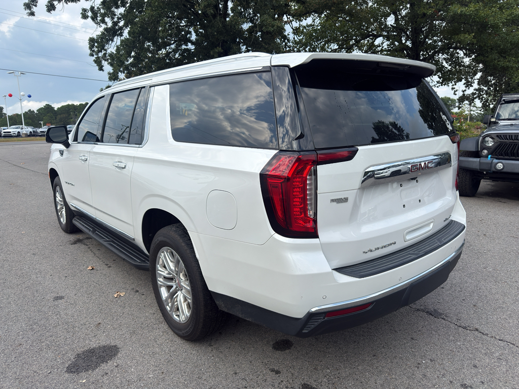 2022 GMC Yukon XL SLT photo 4