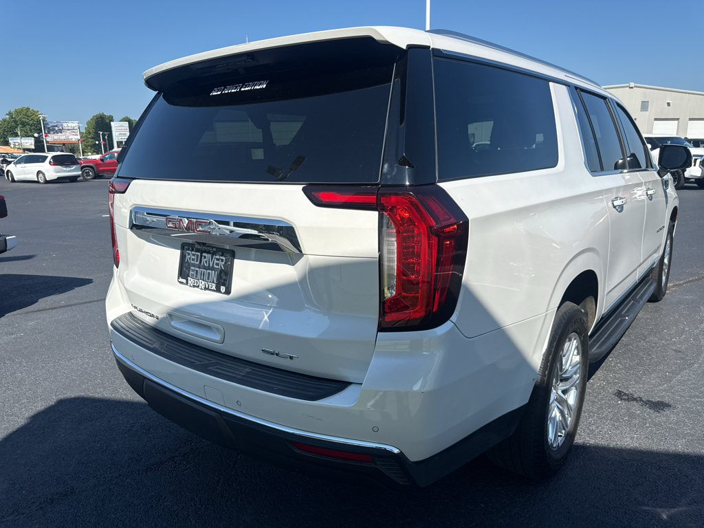 2022 GMC Yukon XL SLT photo 5