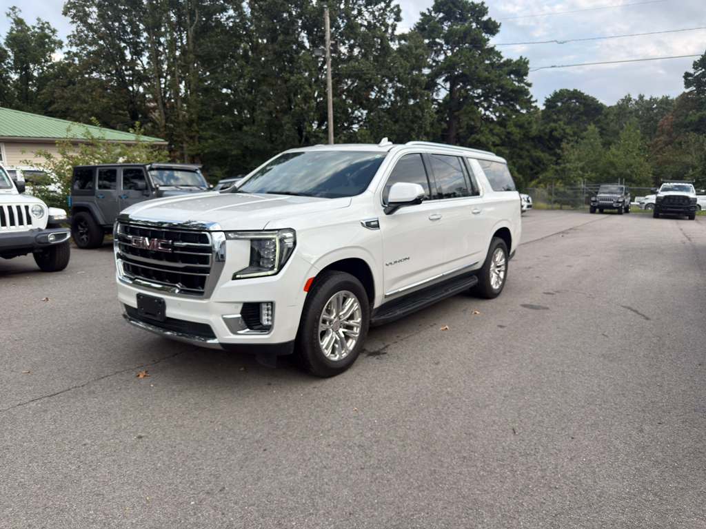 2022 GMC Yukon XL SLT photo 1