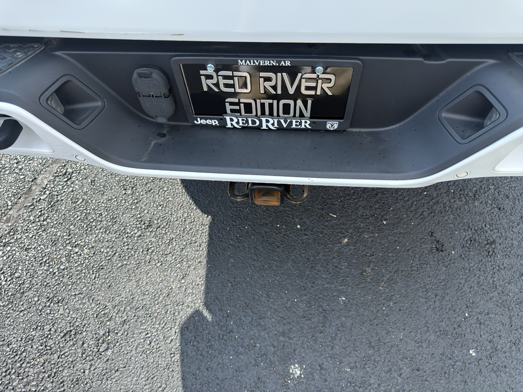 2021 Jeep Gladiator representative vehicle photo