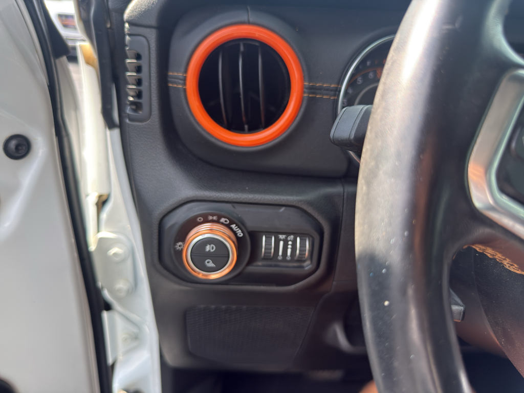 2021 Jeep Gladiator representative vehicle photo