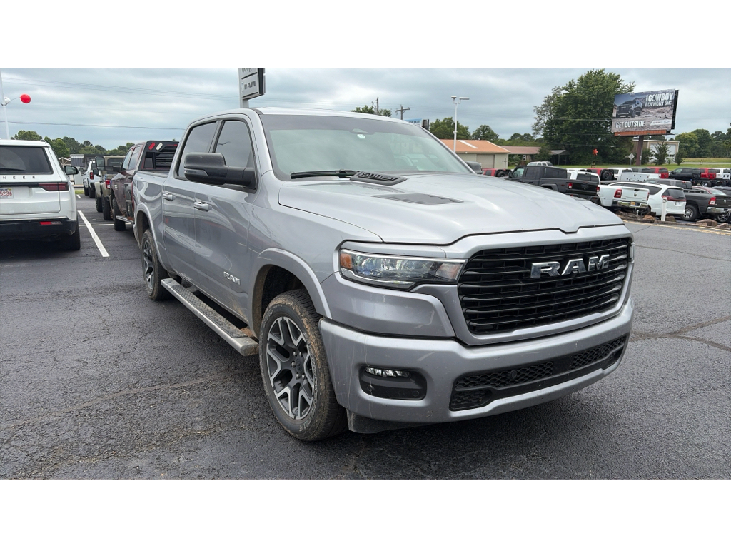 2025 Ram 1500 Laramie photo 2