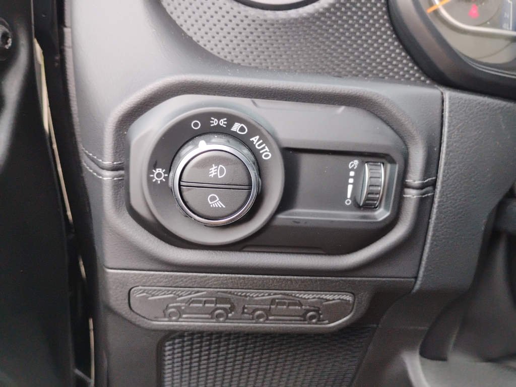 2026 Jeep Gladiator representative vehicle photo