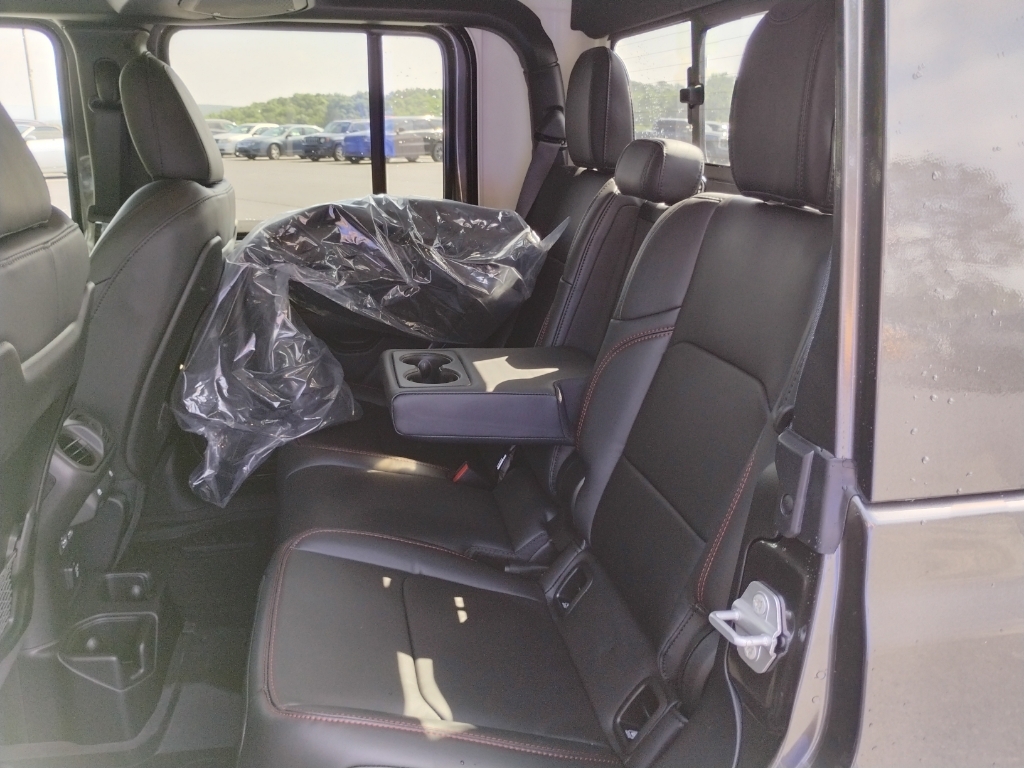 2026 Jeep Gladiator representative vehicle photo