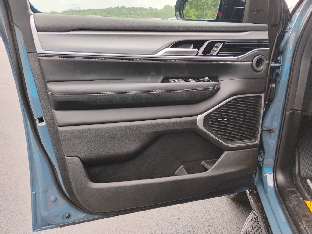 2026 Jeep Grand Wagoneer representative vehicle photo