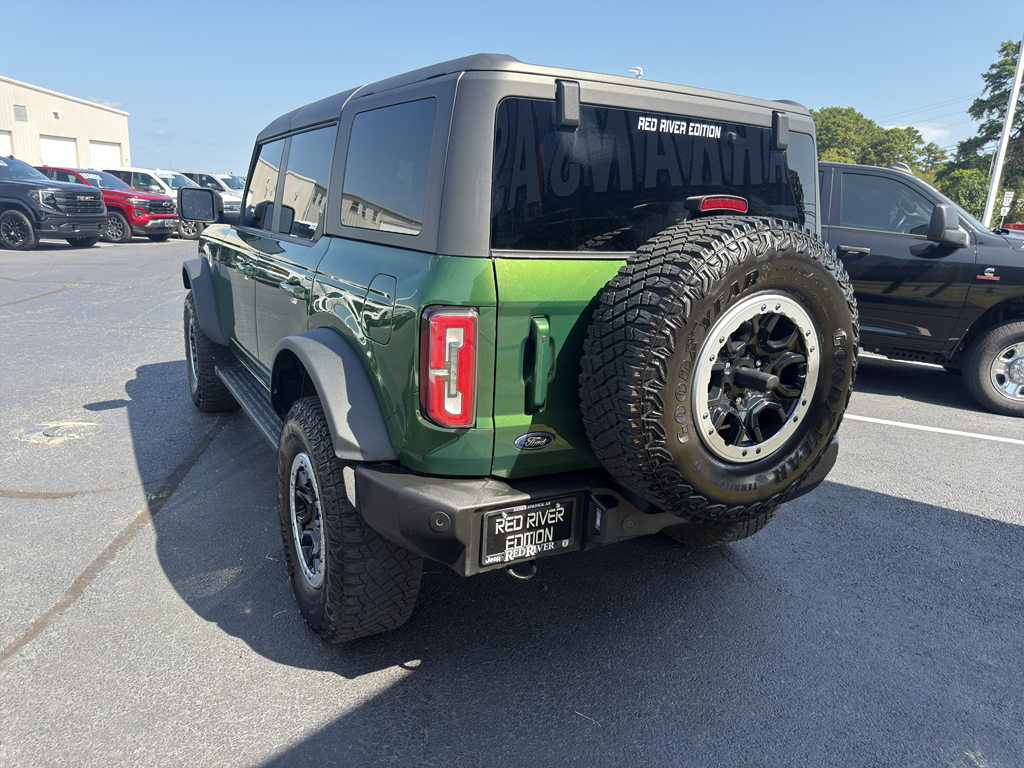 2024 Ford Bronco Outer Banks photo 6