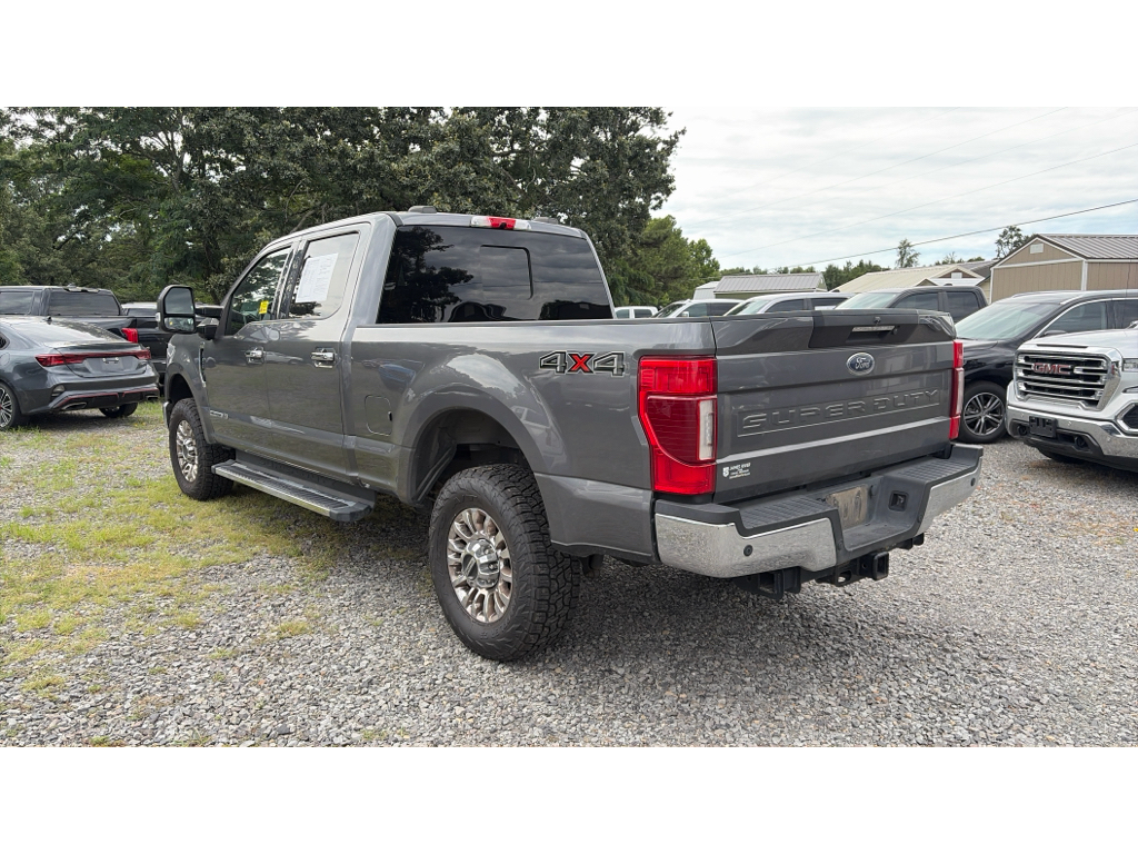 2021 Ford F-250 LARIAT photo 4