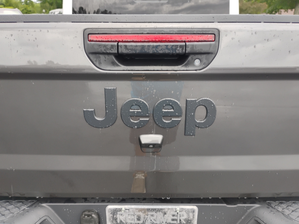 2026 Jeep Gladiator representative vehicle photo
