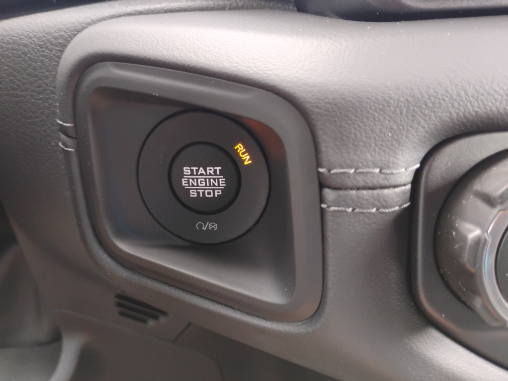 2026 Jeep Gladiator representative vehicle photo