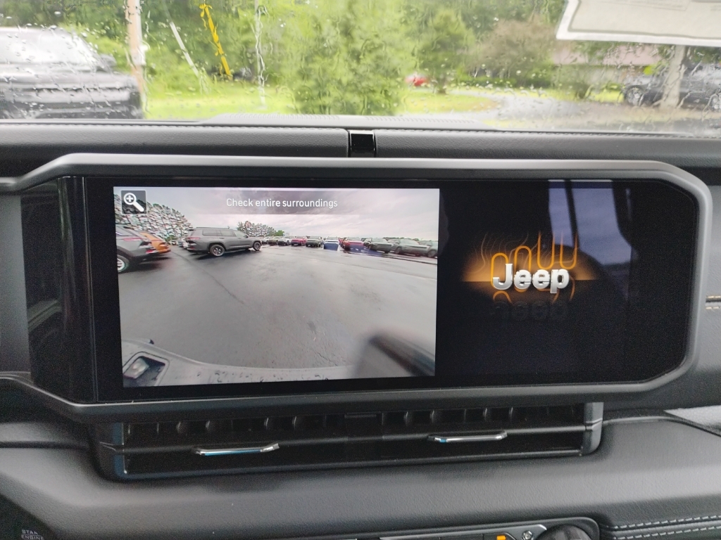 2026 Jeep Gladiator representative vehicle photo