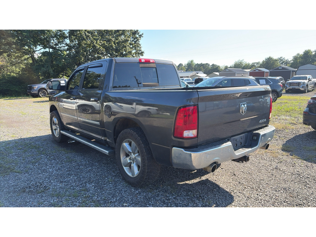 2017 Ram 1500 Big Horn photo 4