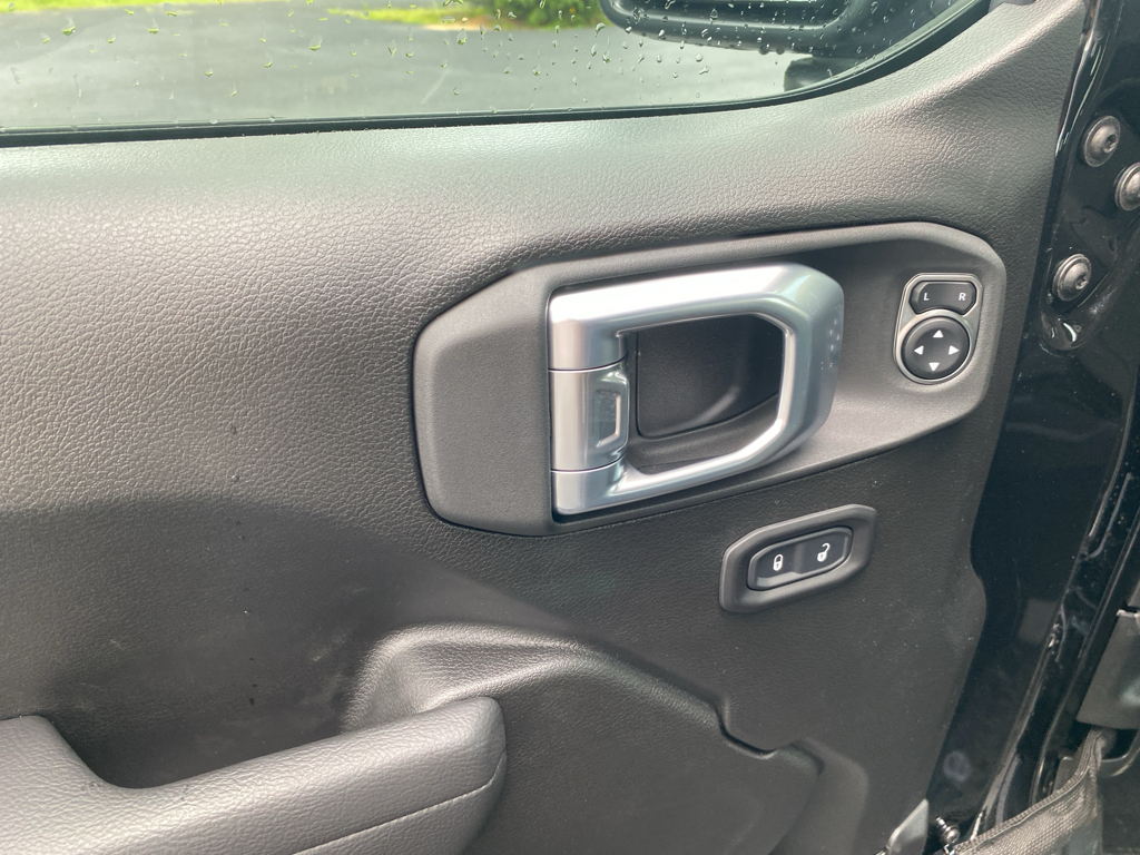 2026 Jeep Gladiator representative vehicle photo