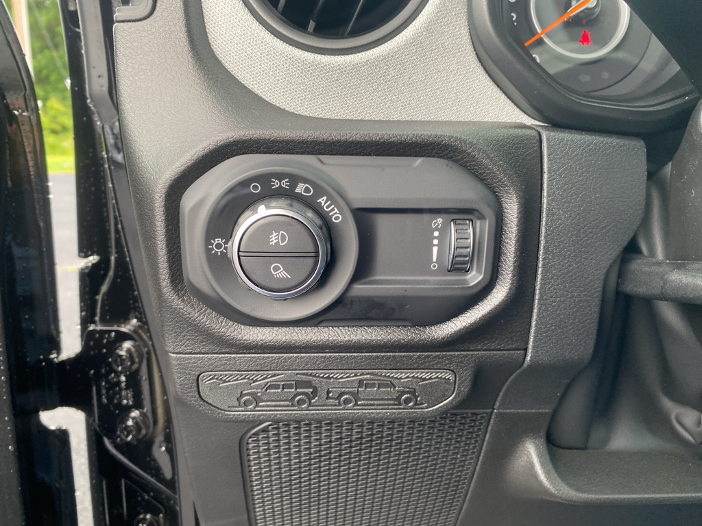 2026 Jeep Gladiator representative vehicle photo