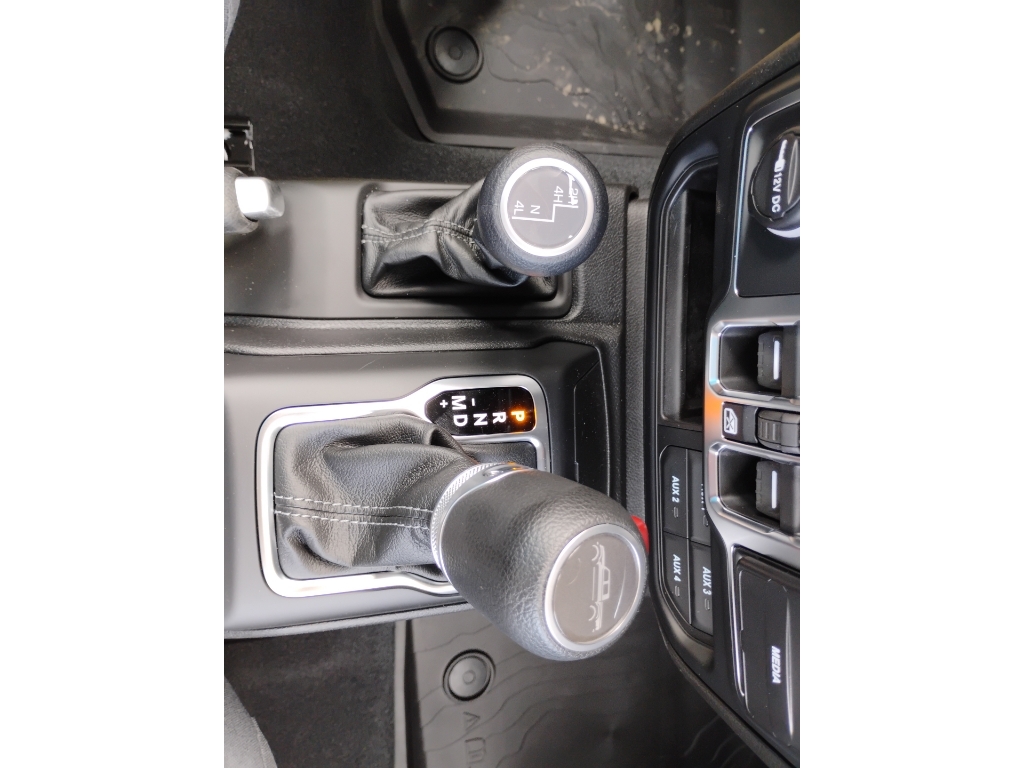 2026 Jeep Gladiator representative vehicle photo