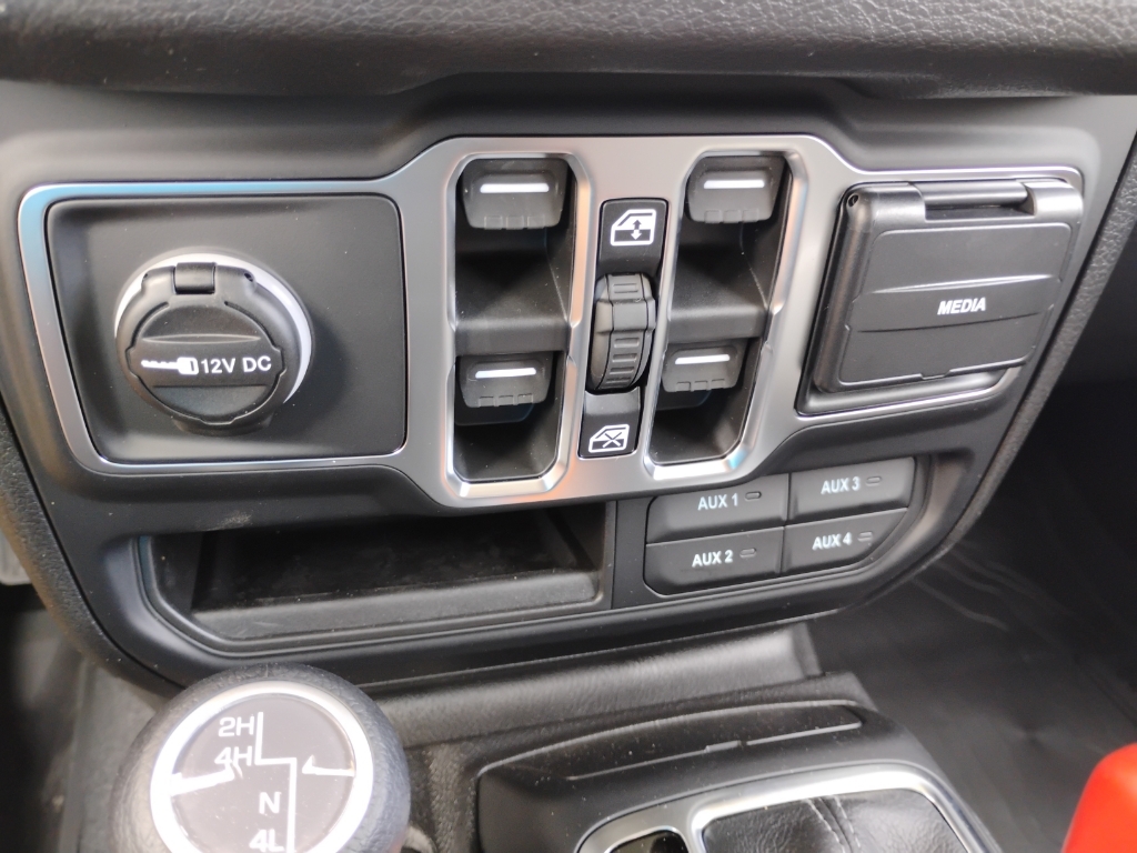 2026 Jeep Gladiator representative vehicle photo