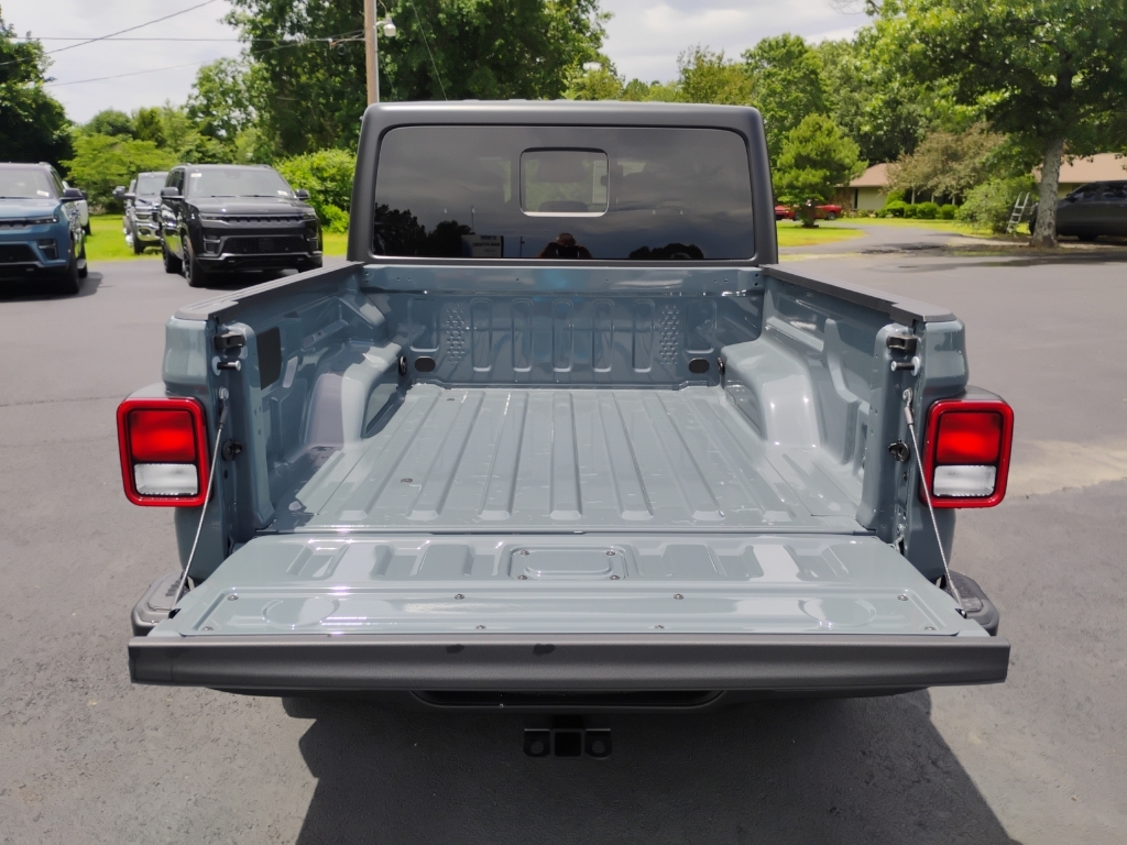 2026 Jeep Gladiator representative vehicle photo