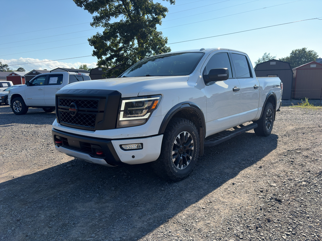 2021 Nissan Titan PRO-4X photo 1